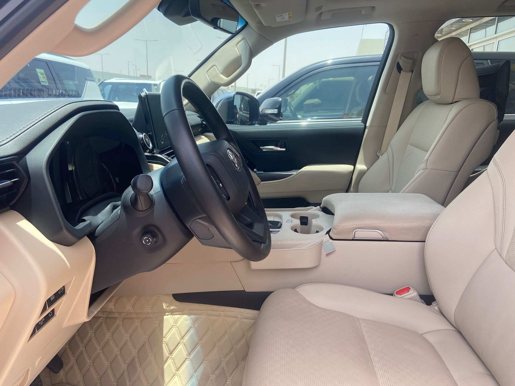 Toyota Land Cruiser VX.R 2024 - Image 2