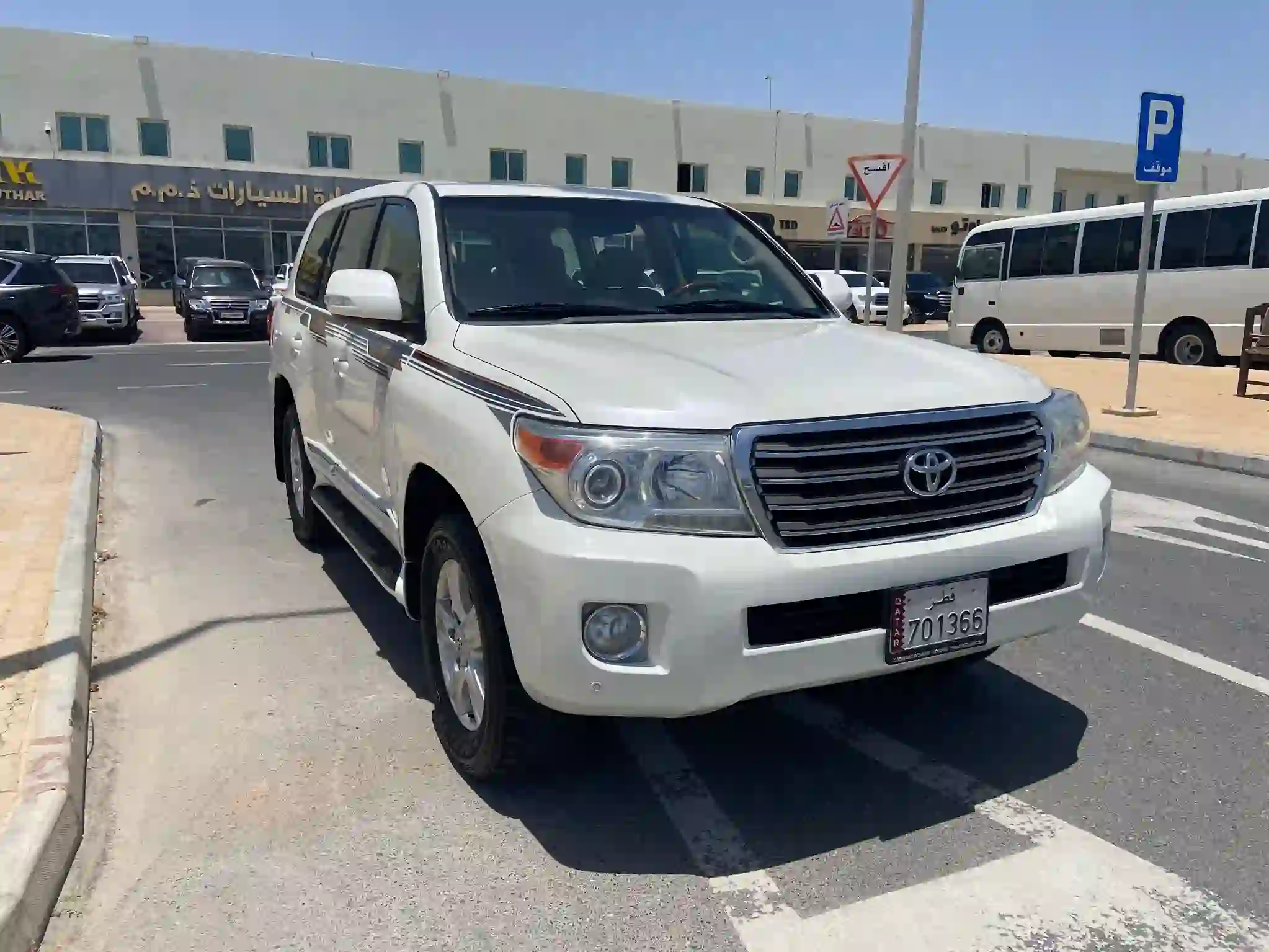 Toyota Land Cruiser GX.R 2015 — photo 9 for sale in Qatar