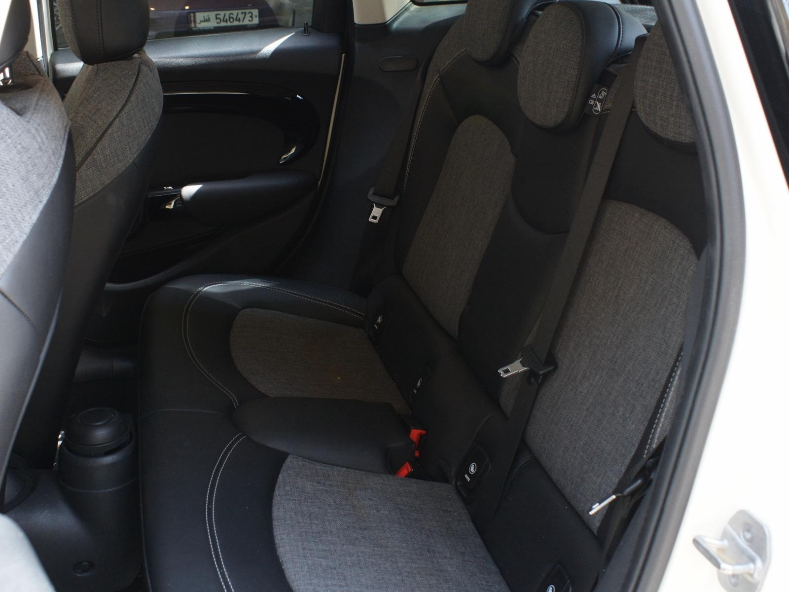 Mini Cooper 2022 - Image 2