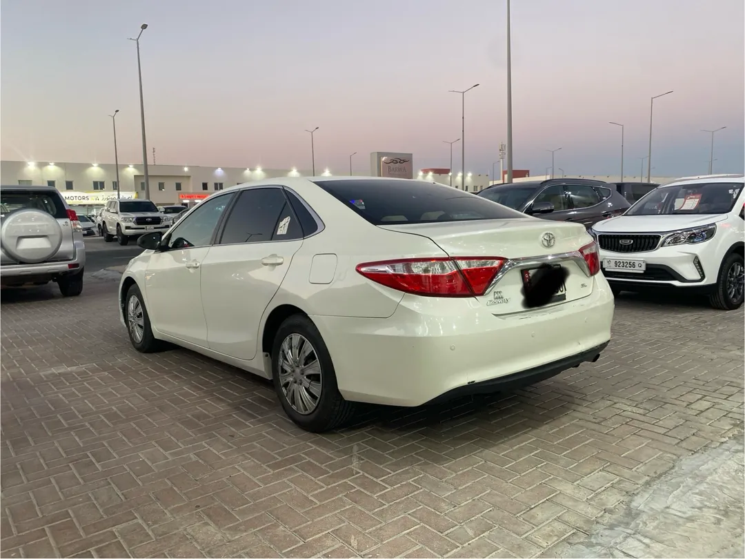 Toyota Camry GL 2016 - Image 4