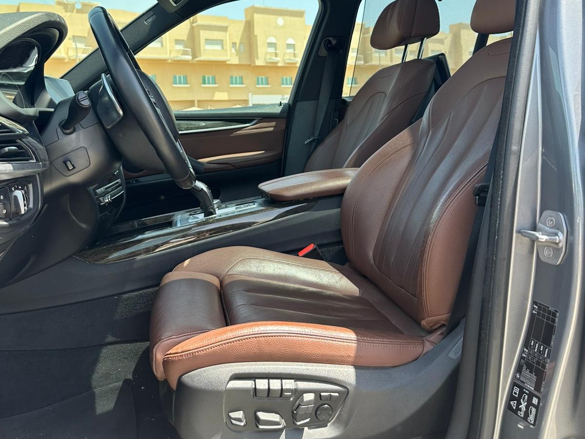 BMW X-Series X5 ( 50i ) 2016 - Image 4