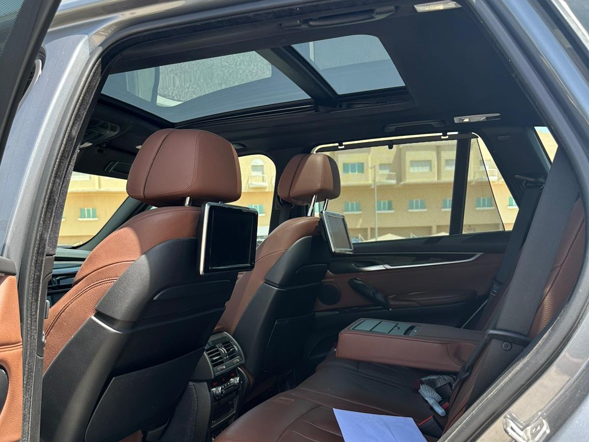 BMW X-Series X5 ( 50i ) 2016 — photo 9 for sale in Qatar