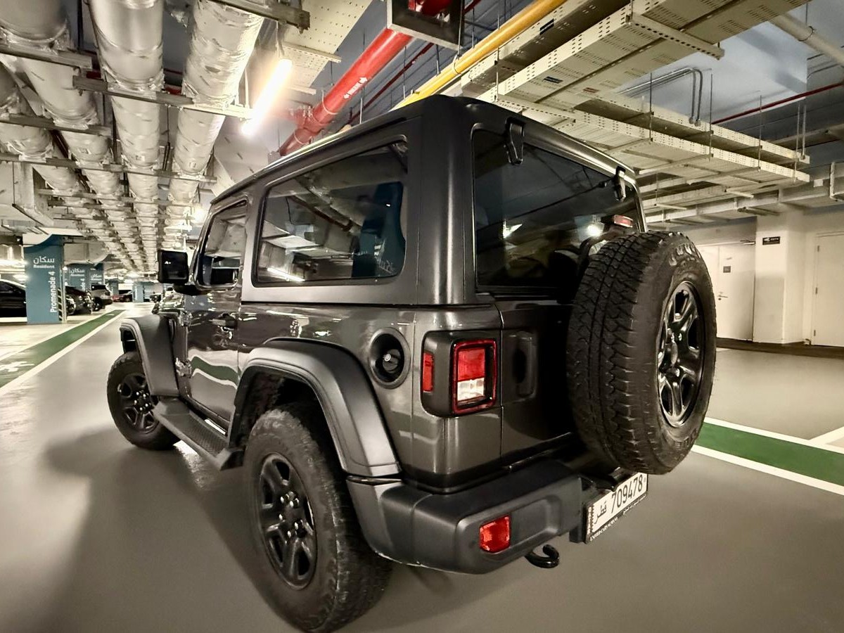 Jeep Wrangler 2021 - Image 4