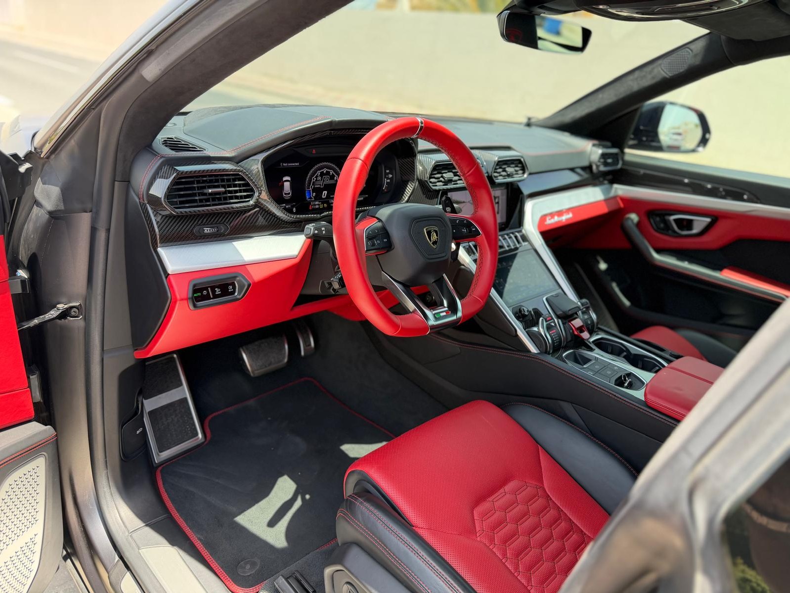 Lamborghini Urus 2020 — photo 9 for sale in Qatar