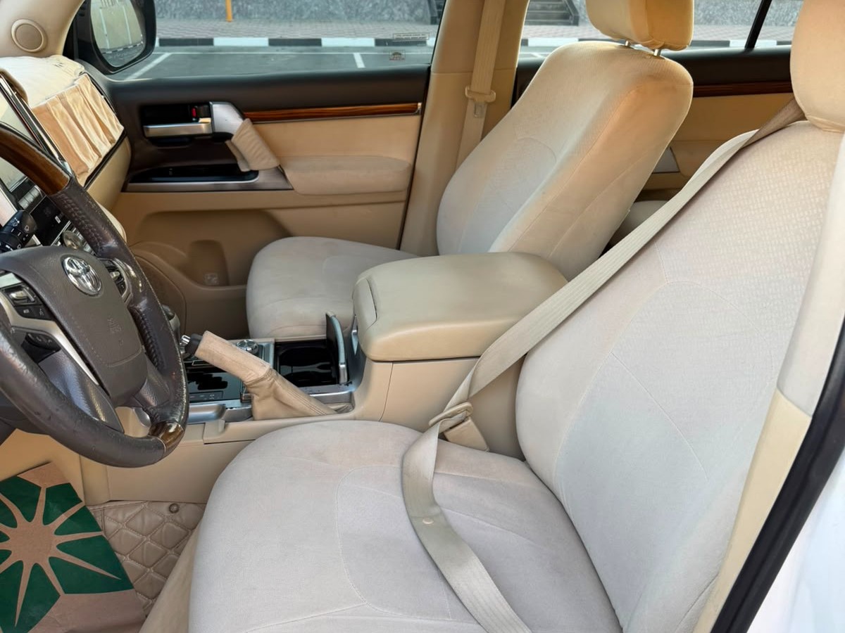 Toyota Land Cruiser VX.R 2016 — photo 12 for sale in Qatar