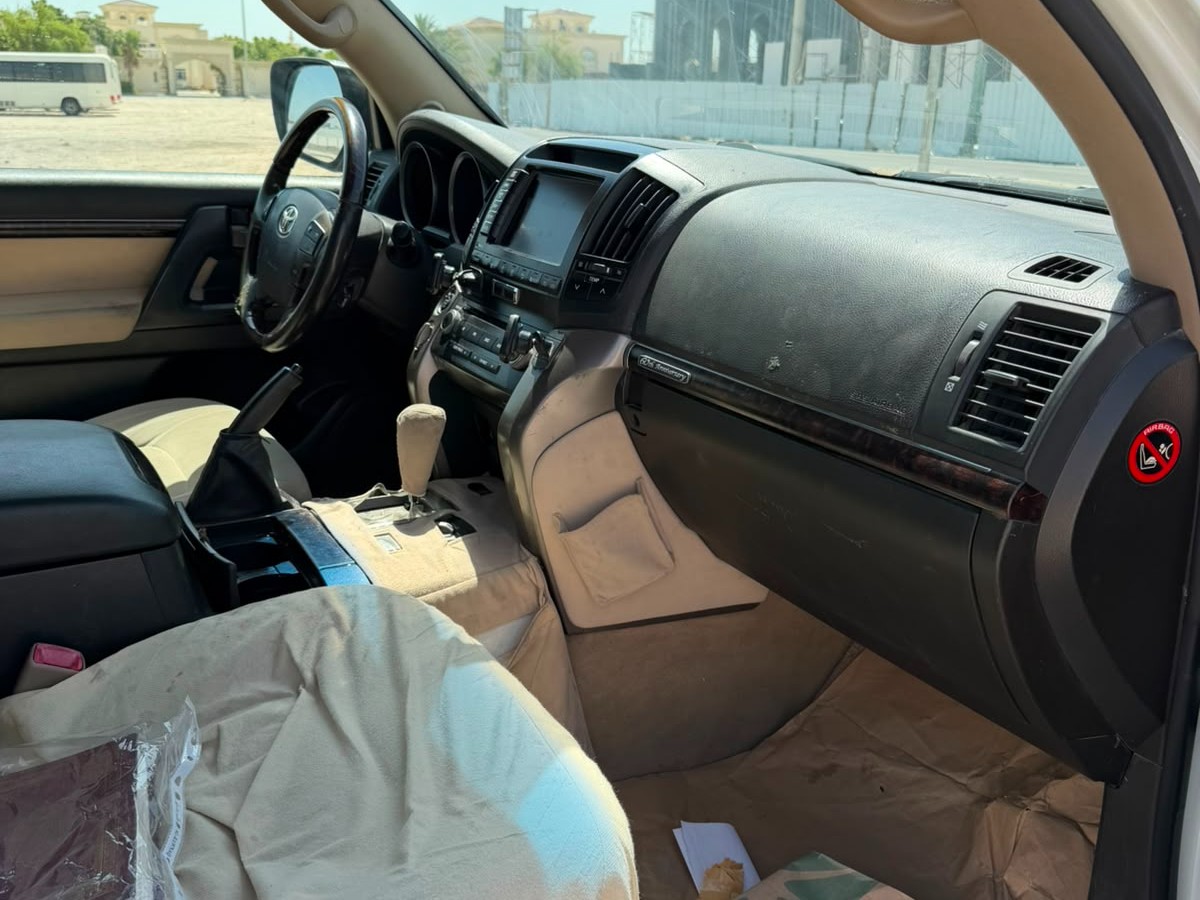 Toyota Land Cruiser VX.R 2011 — photo 13 for sale in Qatar