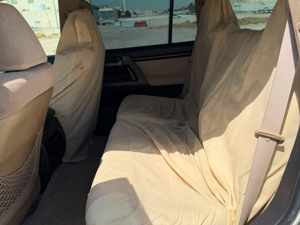 Toyota Land Cruiser VX.R 2011 — photo 15 for sale in Qatar