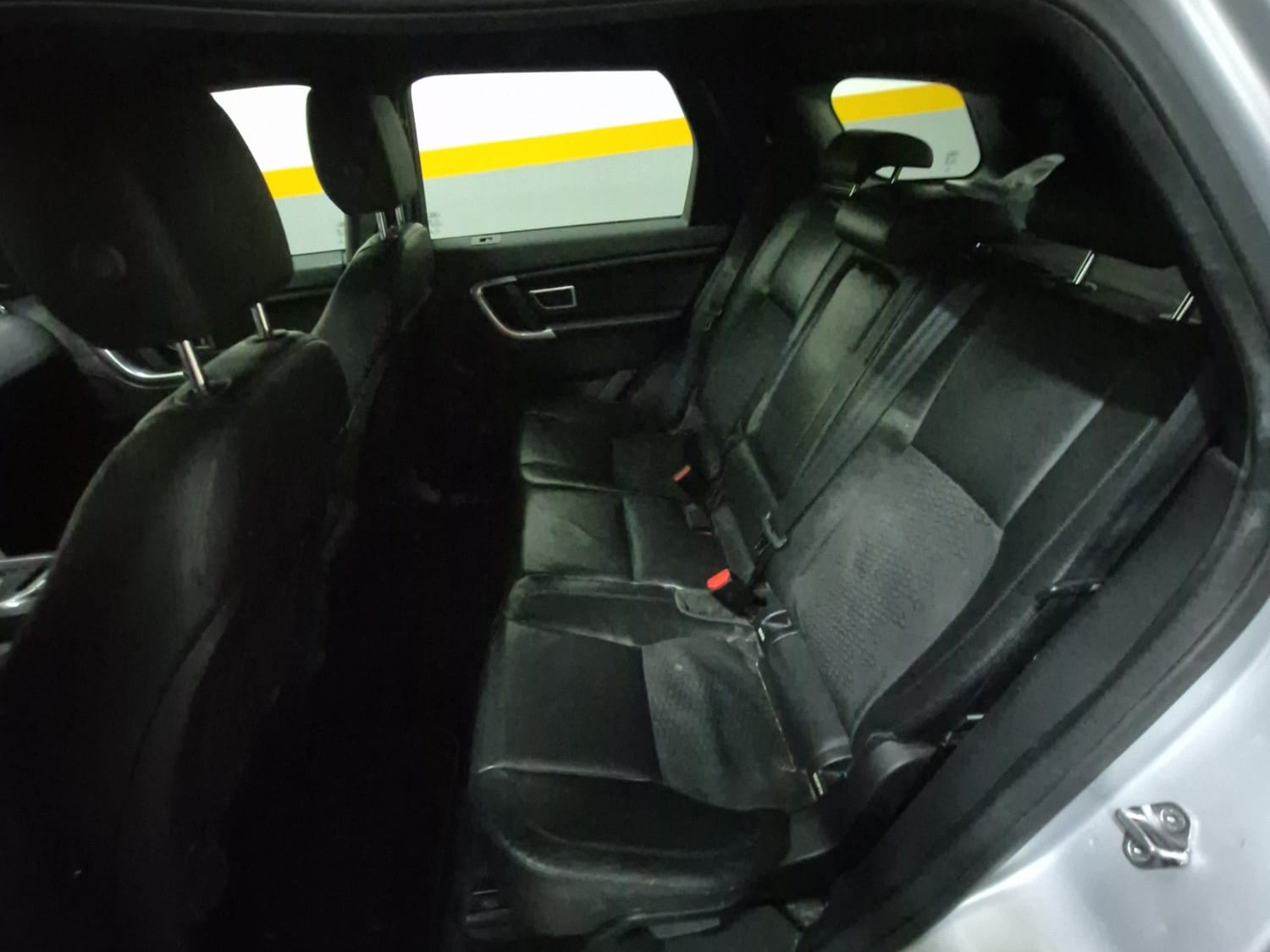 Land Rover Discovery Sport SE 2016 - Image 3