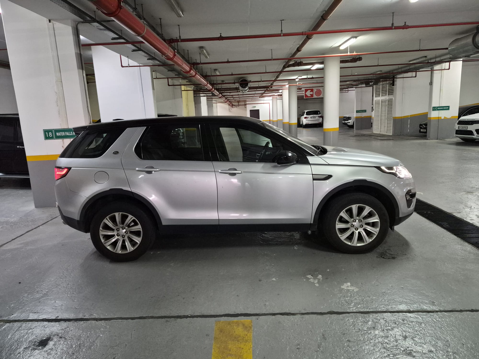 Land Rover Discovery Sport SE 2016 — photo 9 for sale in Qatar