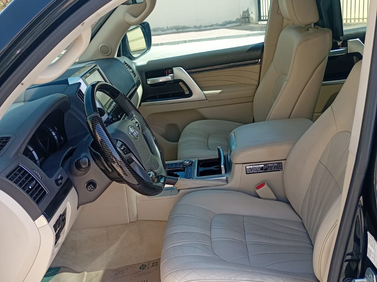 Toyota Land Cruiser VX.R 2019 - Image 3