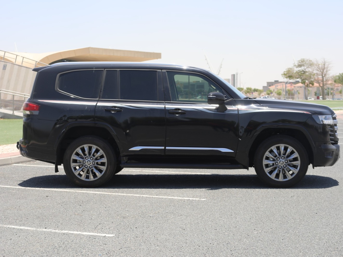 Toyota Land Cruiser GXR Twin Turbo 2024 - Image 4