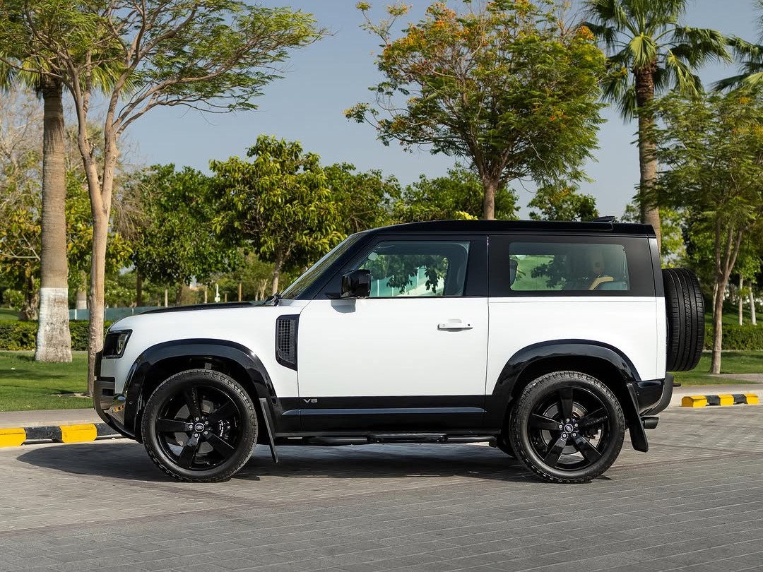 Land Rover Defender 90 2023 — photo 10 for sale in Qatar