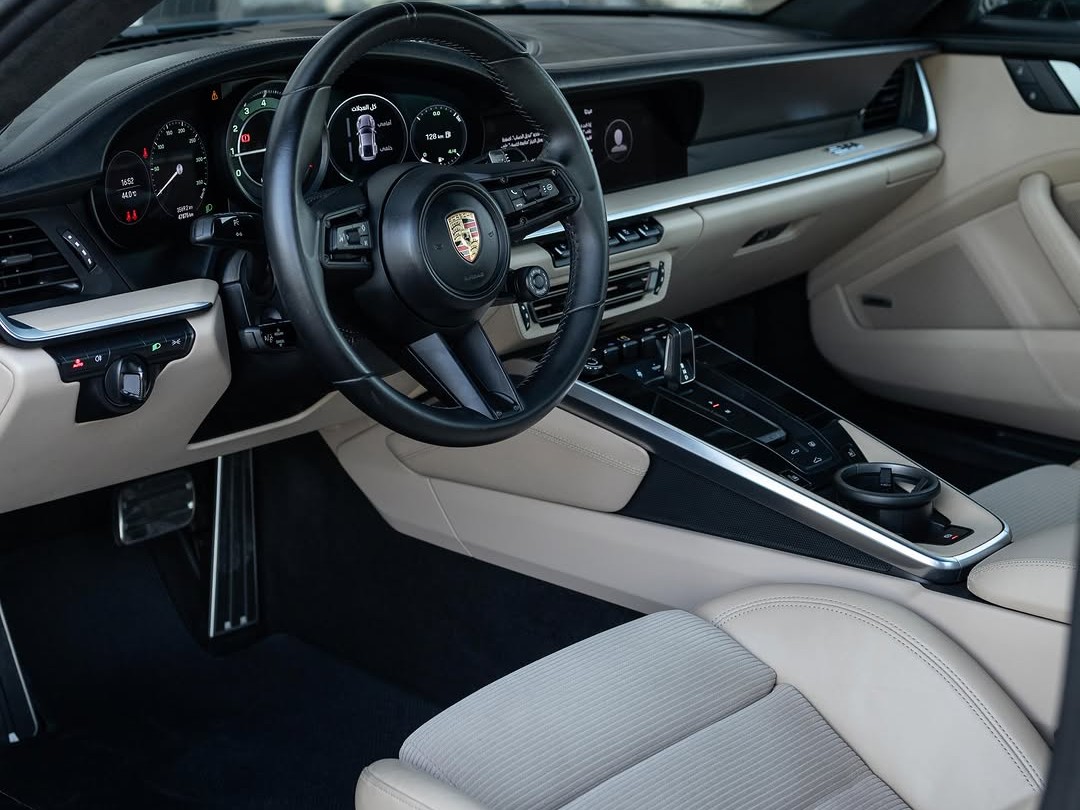 Porsche 911 Turbo  2022 - Image 3