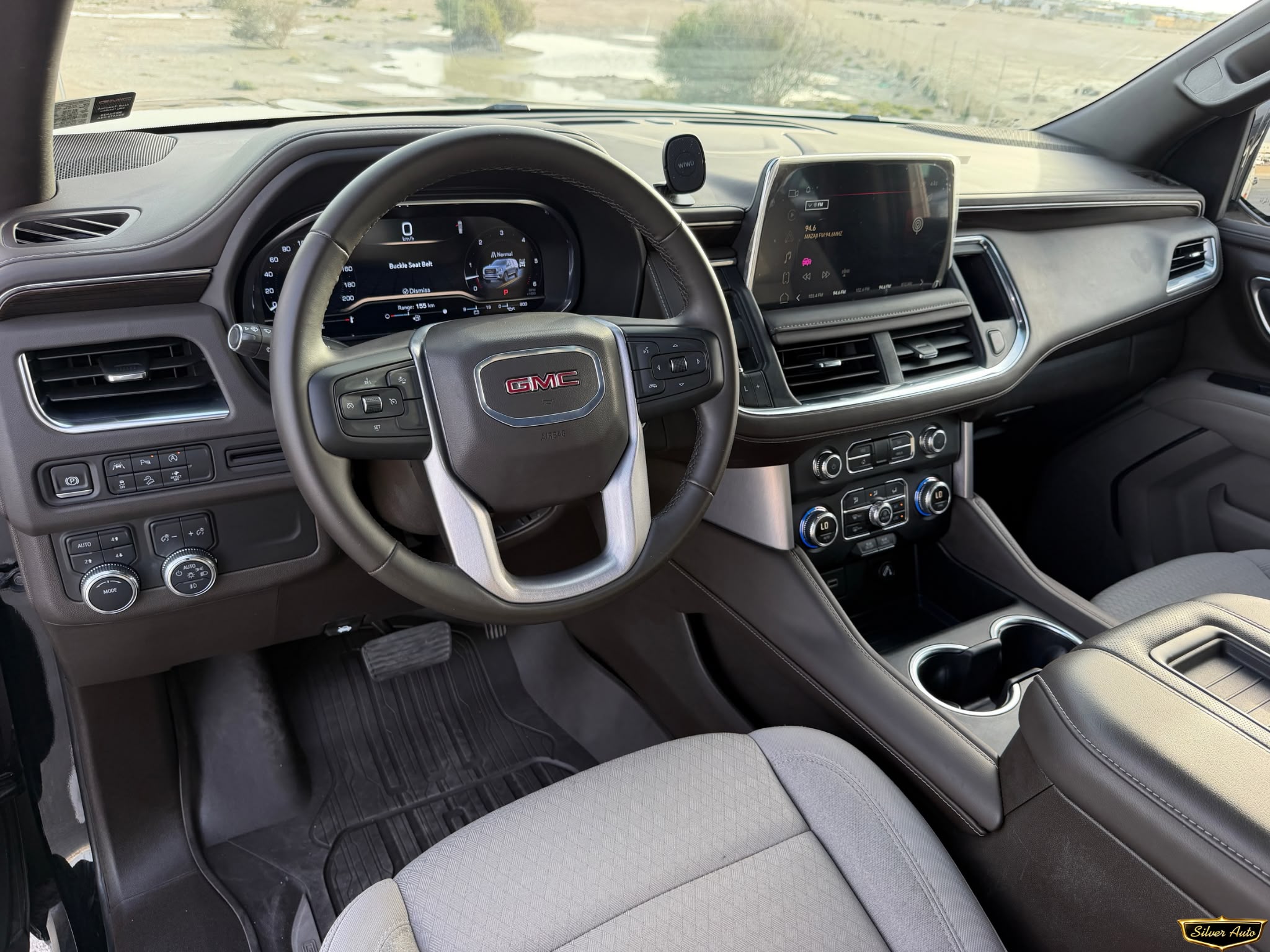 GMC Yukon SLE 2024 — photo 9 for sale in Qatar