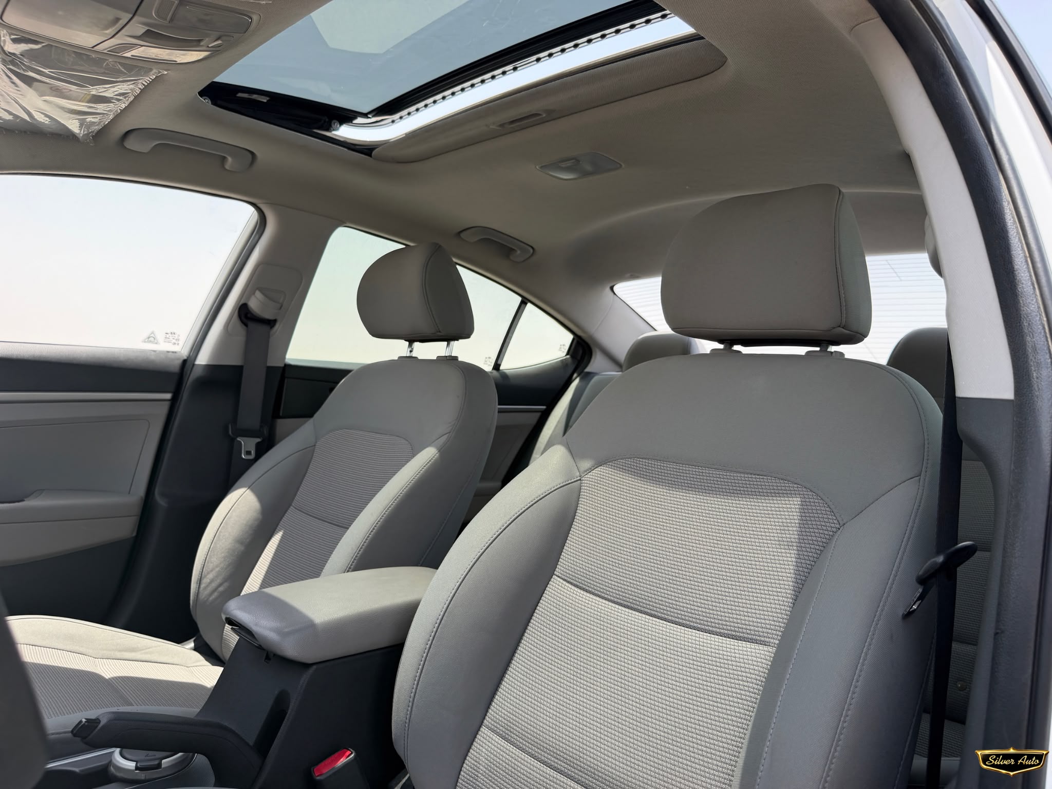 Hyundai Elantra 2017 — photo 11 for sale in Qatar