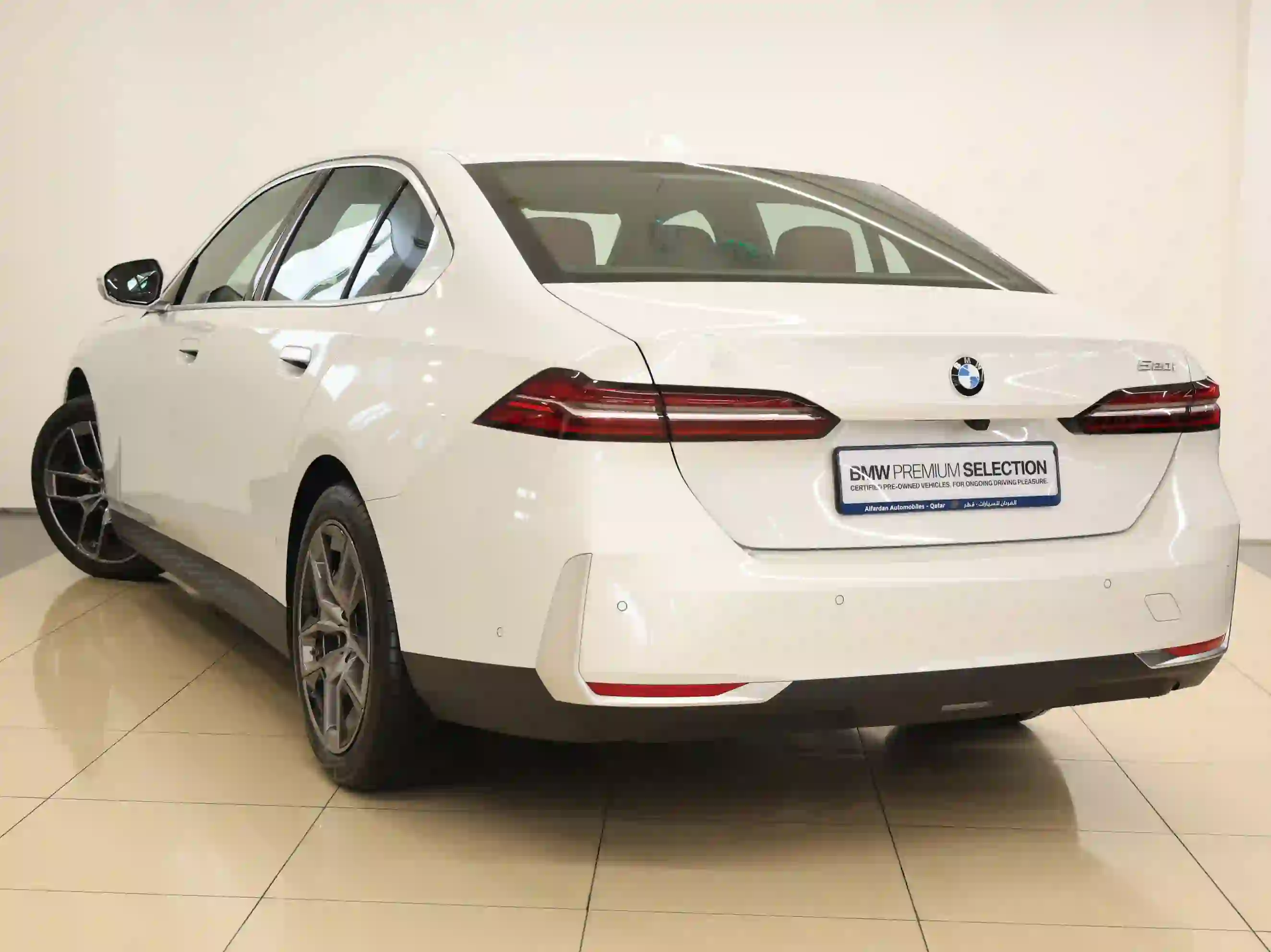 BMW 5-Series 520 i 2026 - Image 3