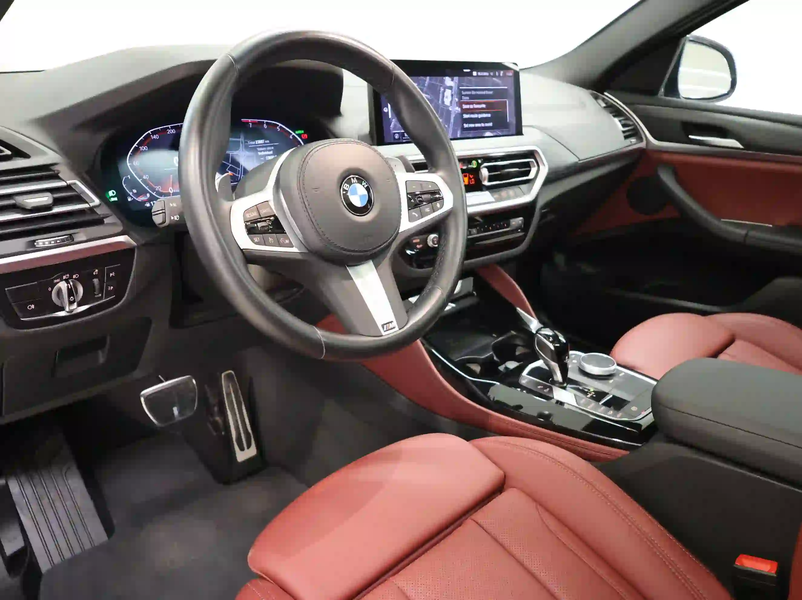 BMW X-Series X4 30i M Sports LCI 2024 - Image 4
