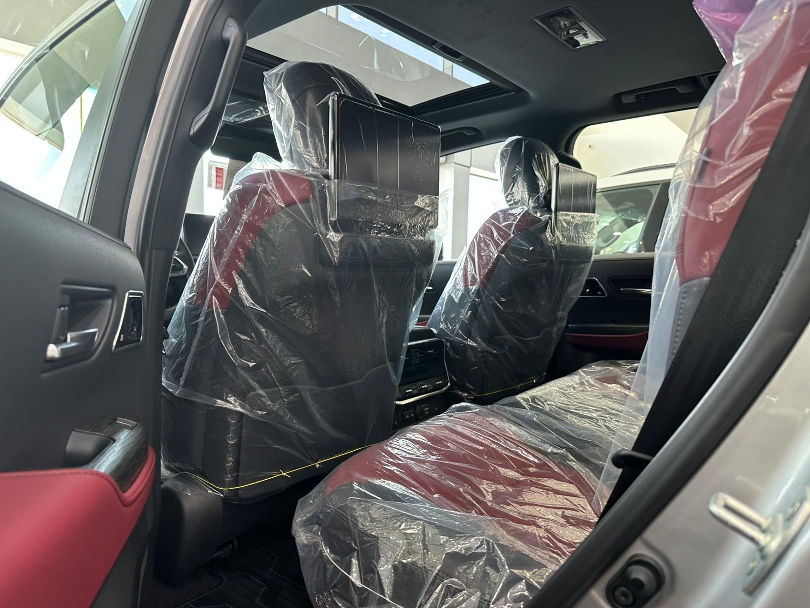 Toyota Land Cruiser VXR Twin Turbo 2025 — photo 9 for sale in Qatar