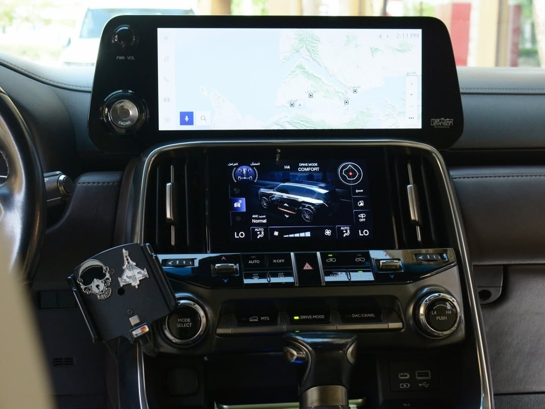 Lexus LX 600 Luxury  2022 - Image 4