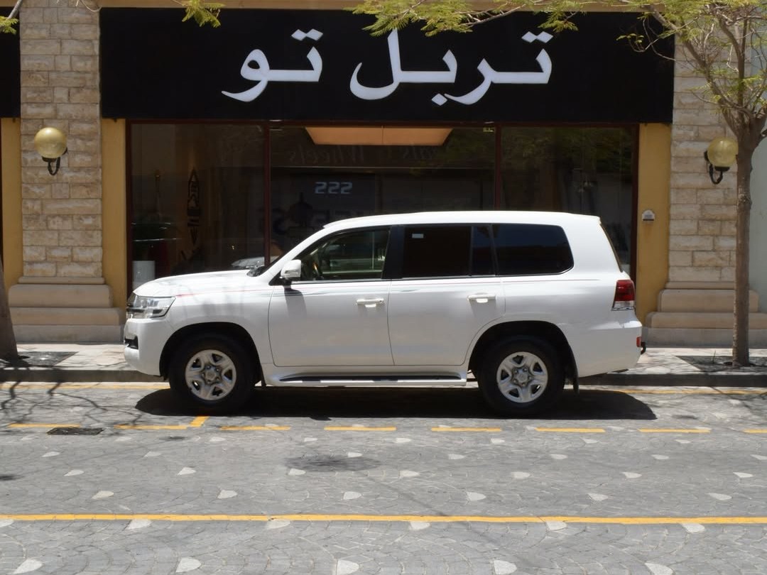Toyota Land Cruiser GX.R 2020 - Image 3