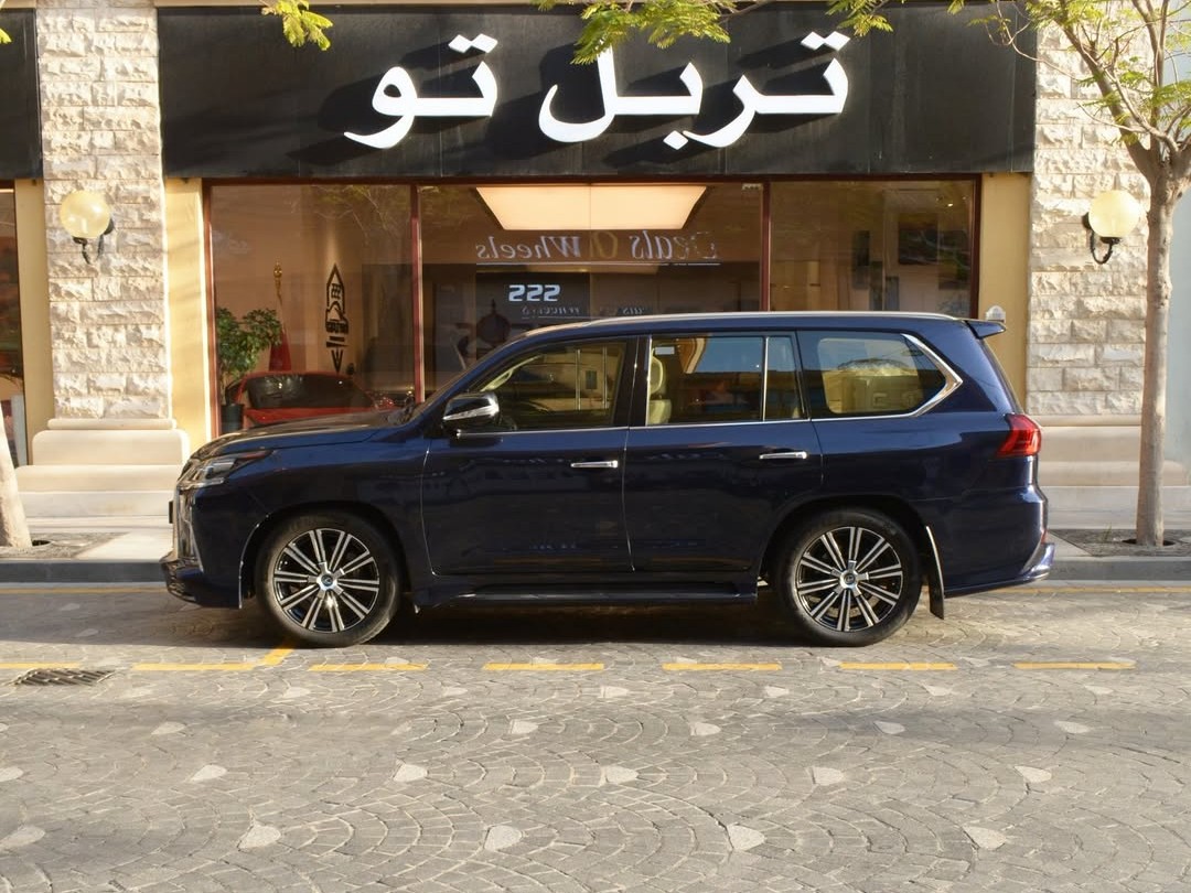Lexus LX 570 S 2019 — photo 12 for sale in Qatar
