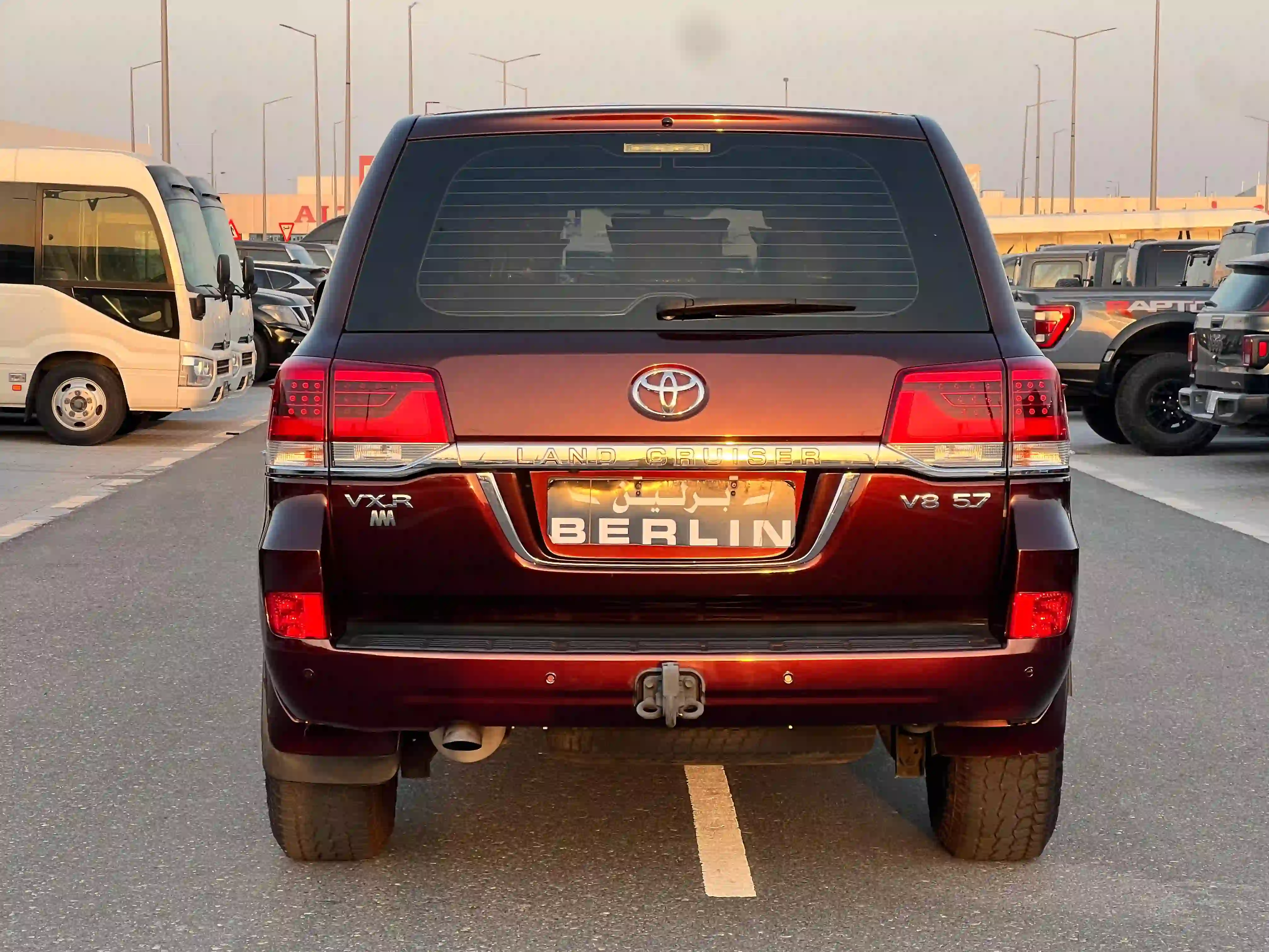 Toyota Land Cruiser VX.R 2016 - Image 4