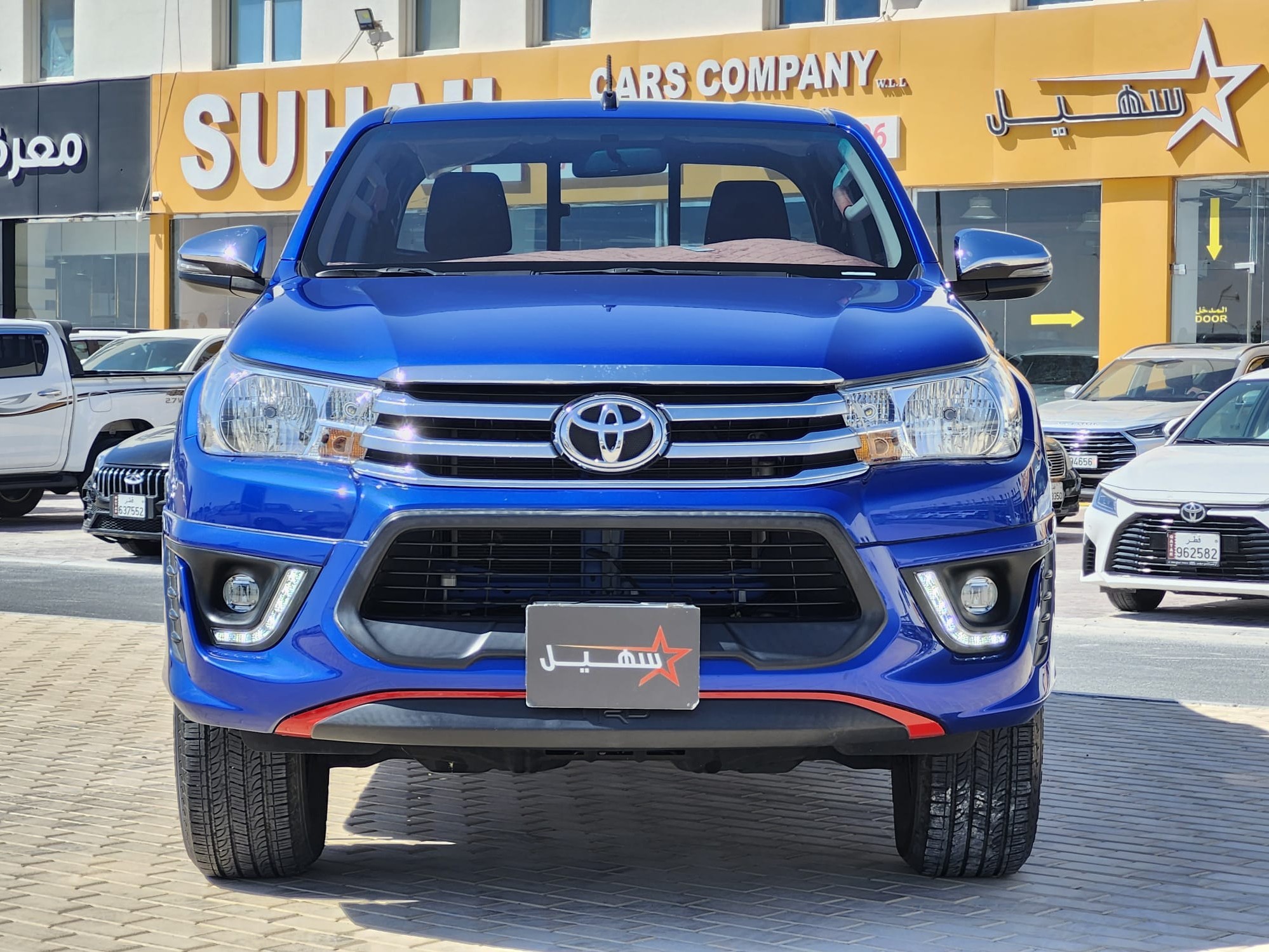 Toyota Hilux SR5 2018 — photo 9 for sale in Qatar