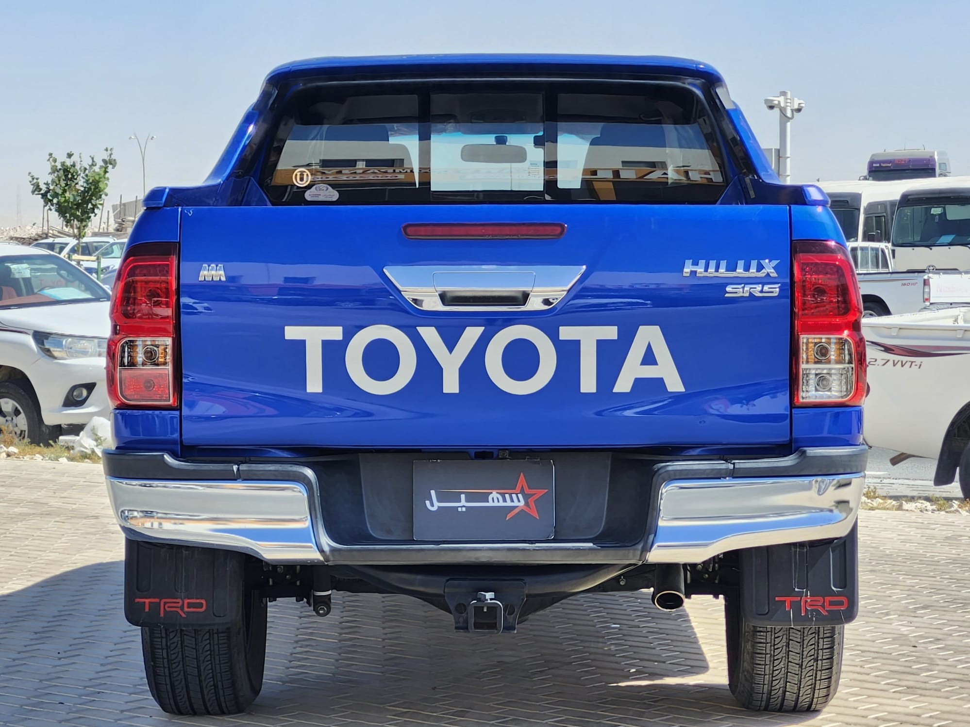 Toyota Hilux SR5 2018 — photo 10 for sale in Qatar