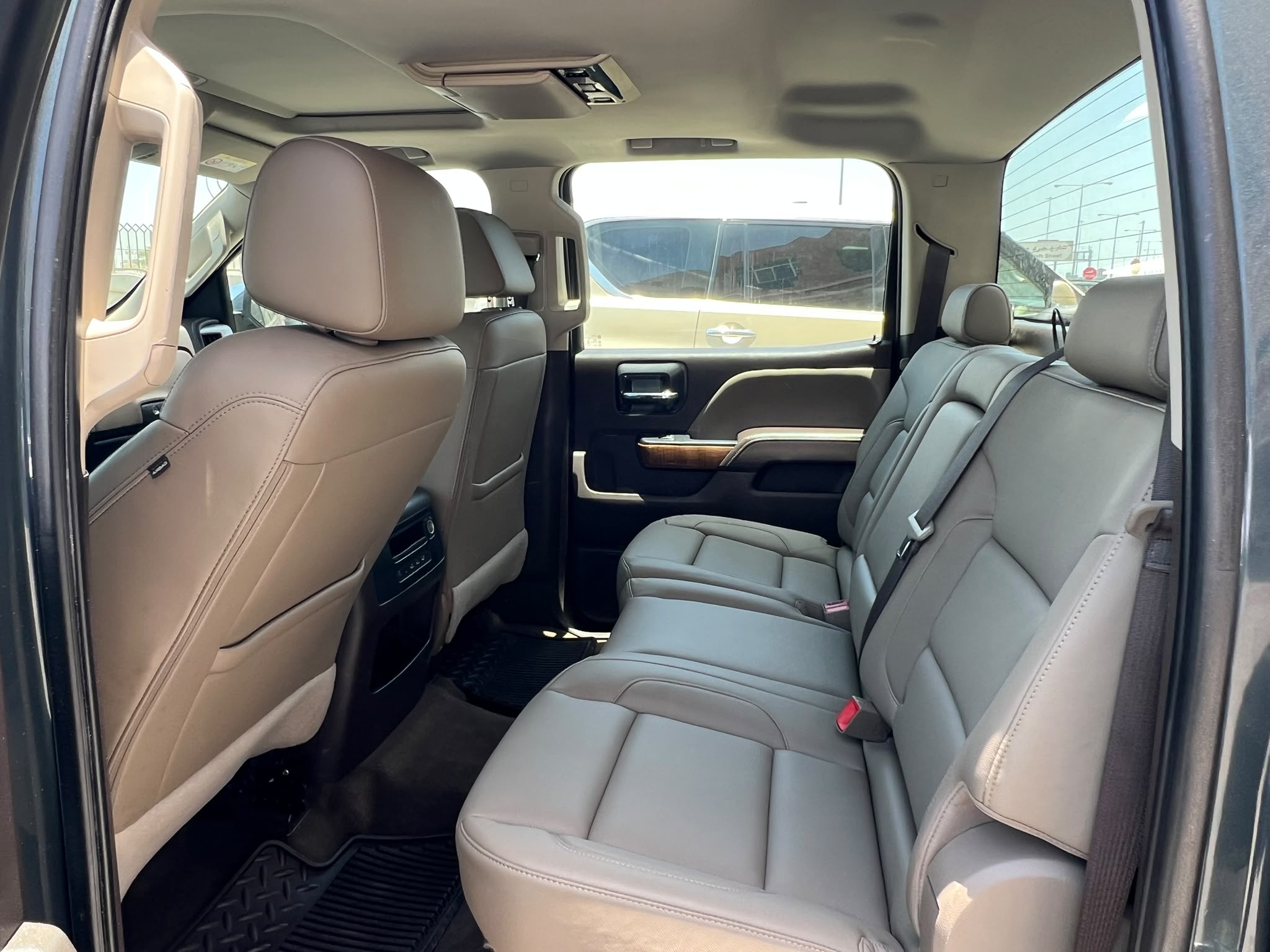 GMC Sierra SLT 2017 - Image 2