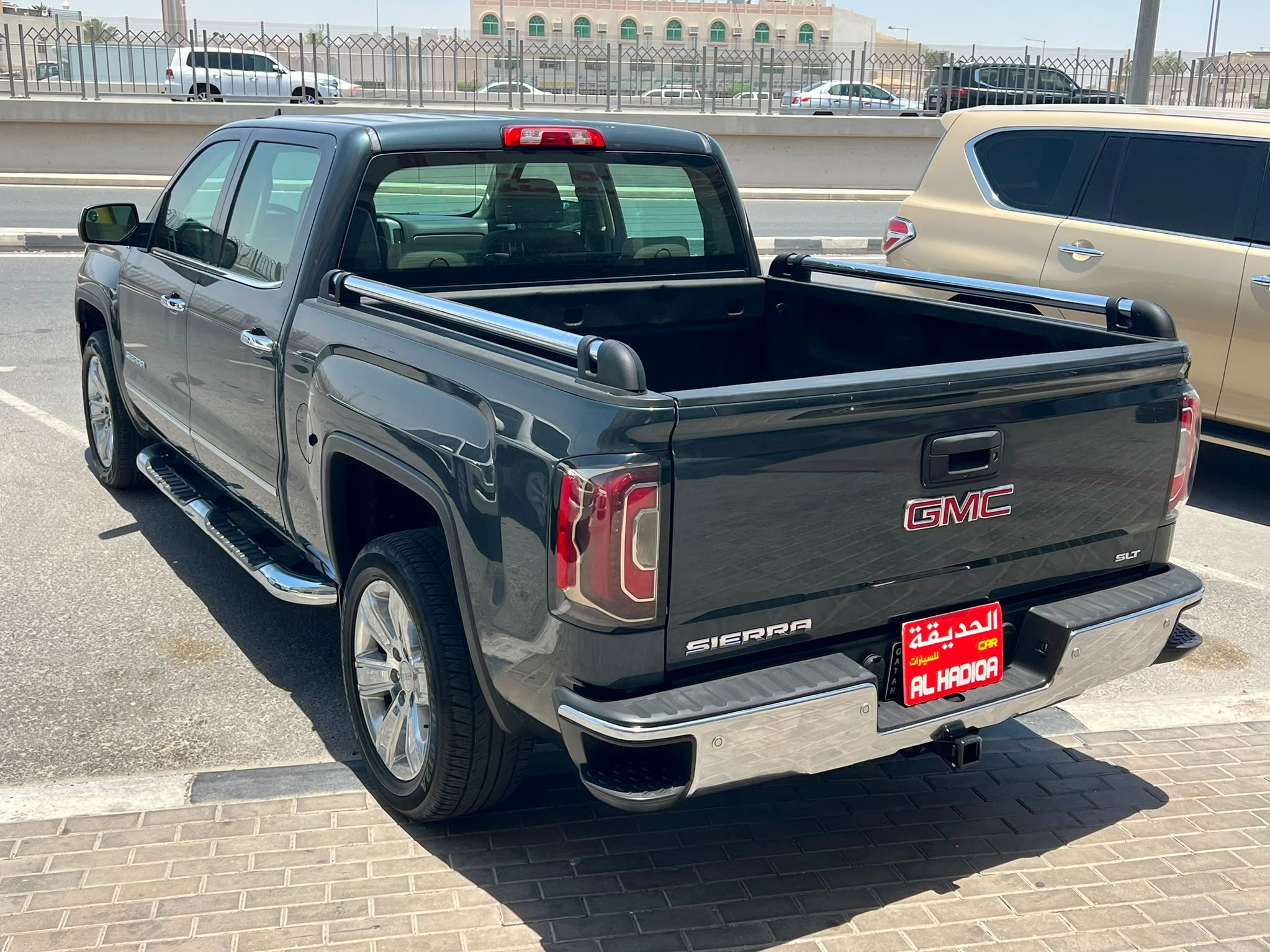 GMC Sierra SLT 2017 - Image 3