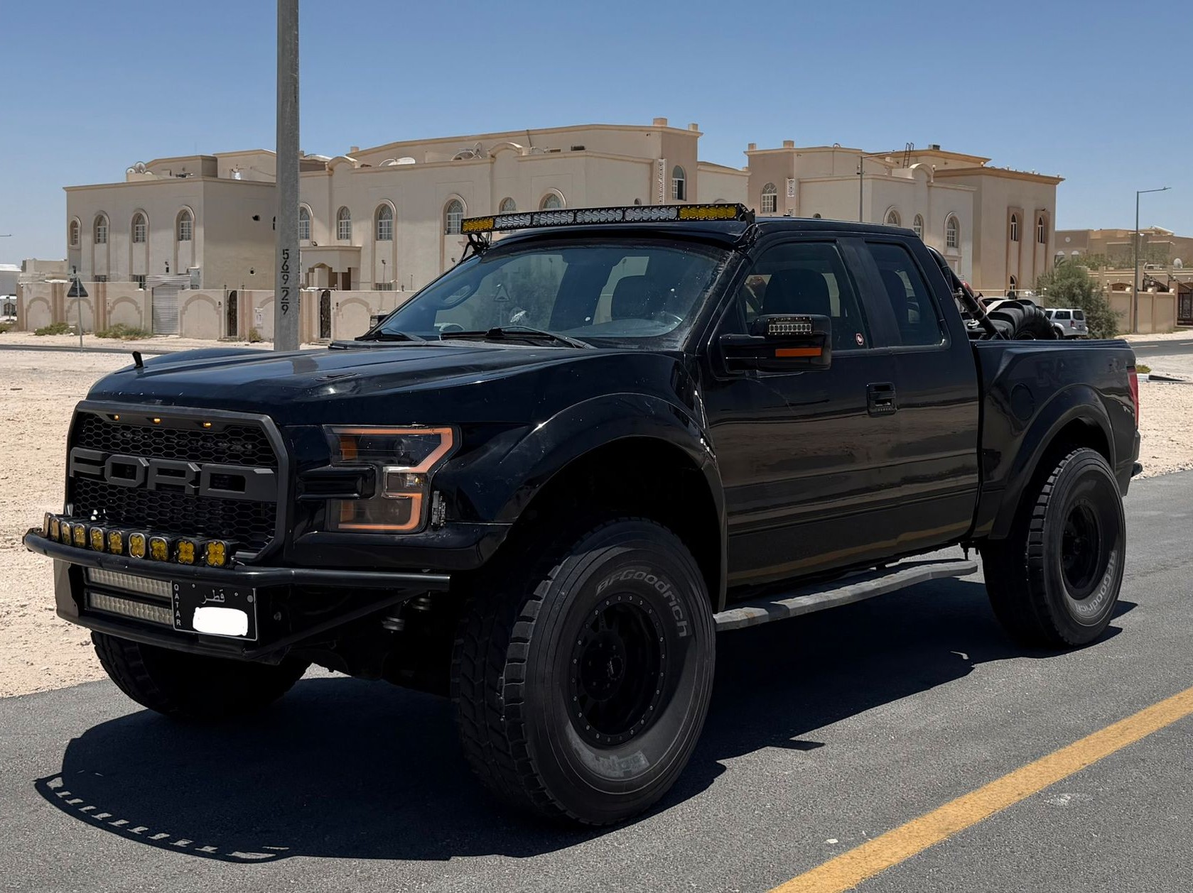 Ford Raptor SVT 2010 - Image 4