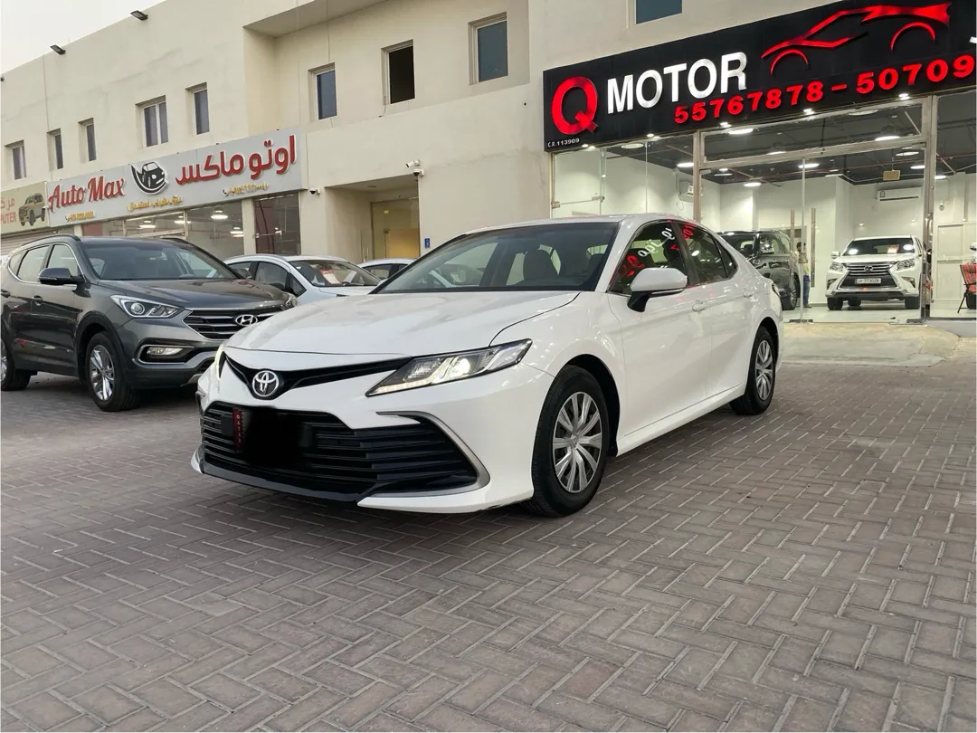 Toyota Camry LE 2023