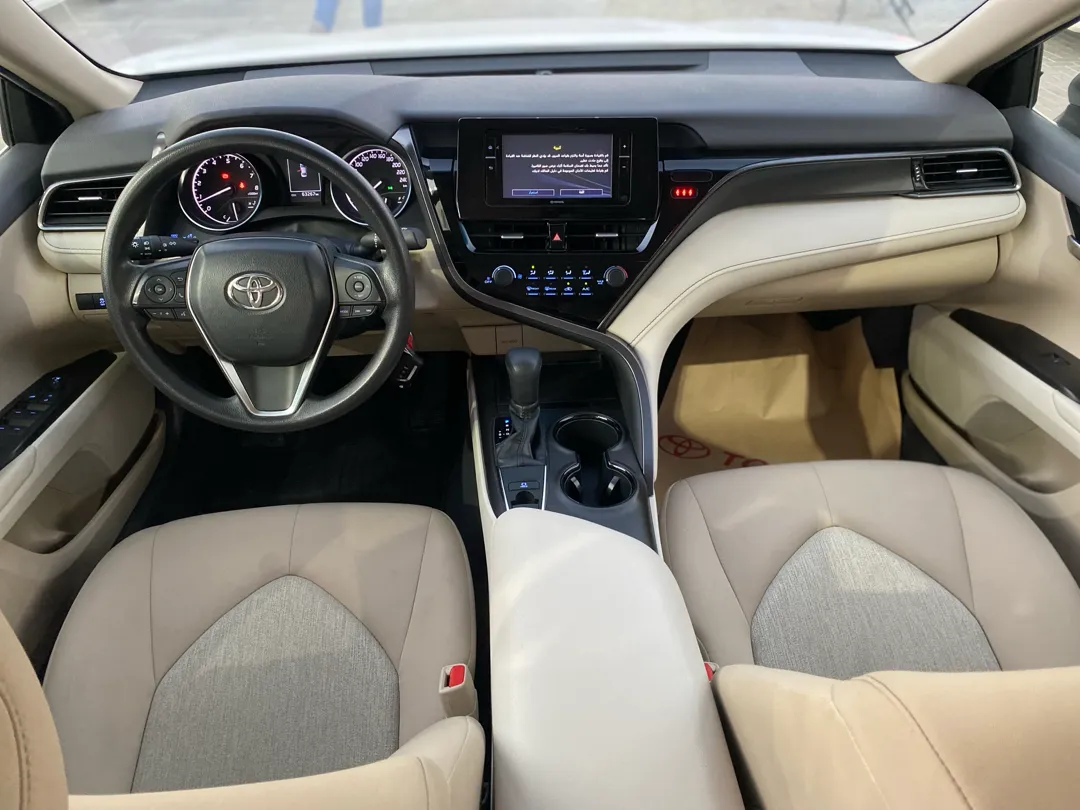 Toyota Camry LE 2023 — photo 14 for sale in Qatar
