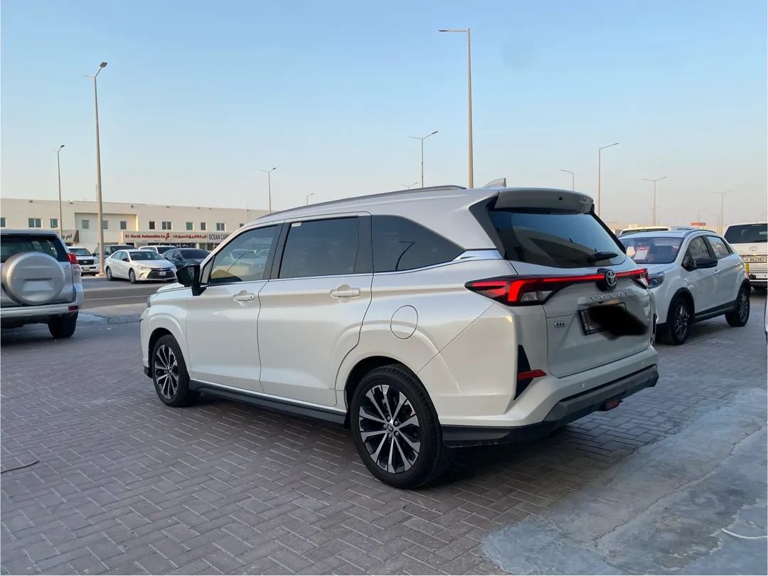 Toyota veloz 2024 - Image 3