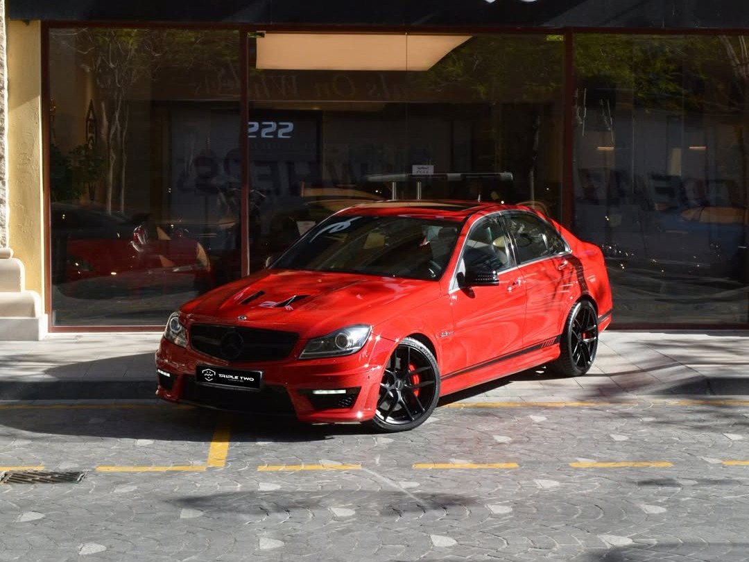 Mercedes-Benz C-Class Sedan 63 AMG 2014 — photo 9 for sale in Qatar