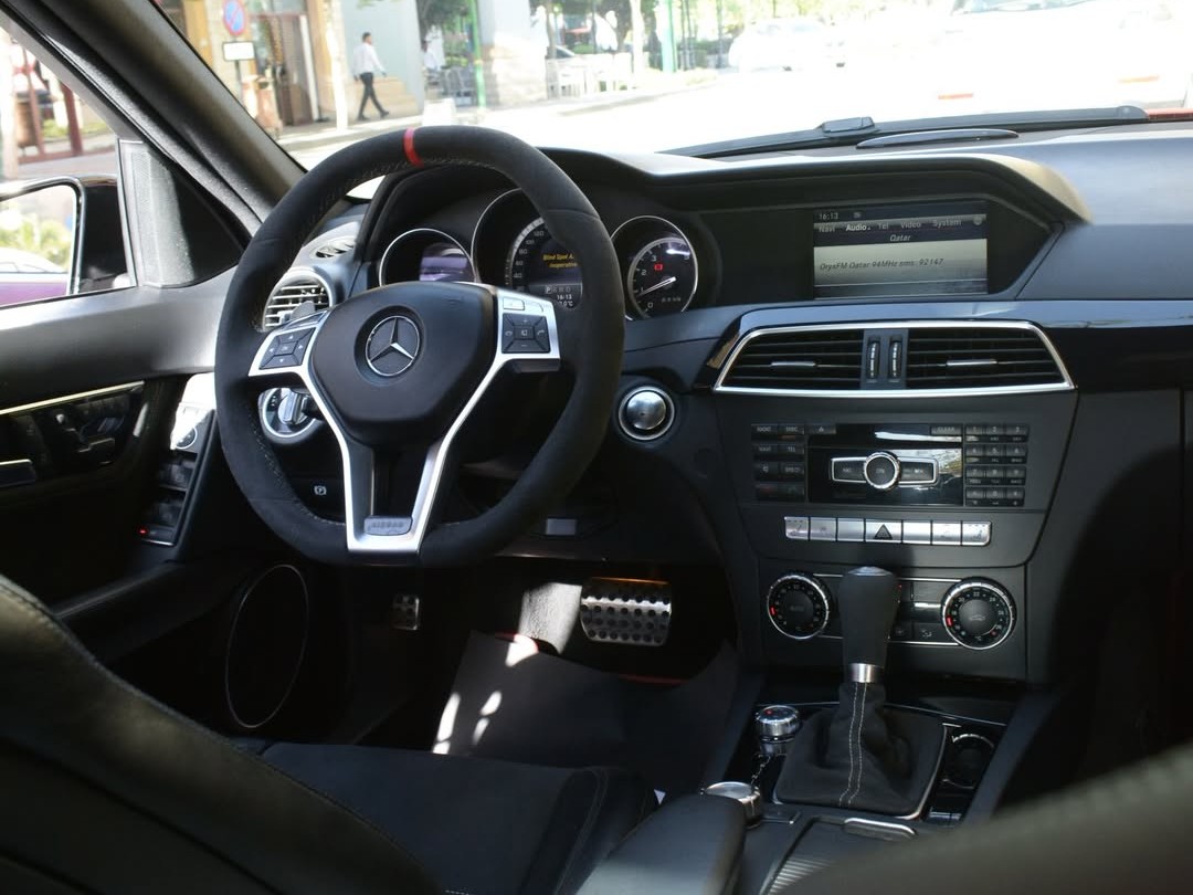 Mercedes-Benz C-Class Sedan 63 AMG 2014 — photo 10 for sale in Qatar