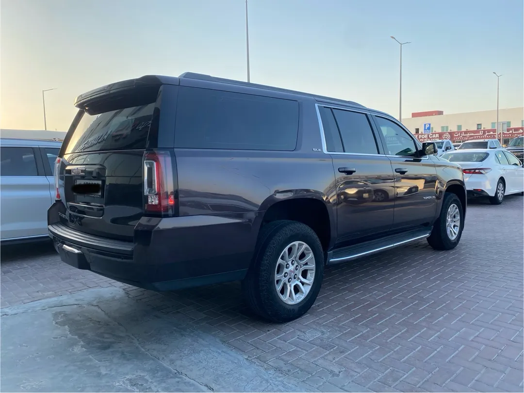 GMC Yukon SLE 2016 — photo 10 for sale in Qatar