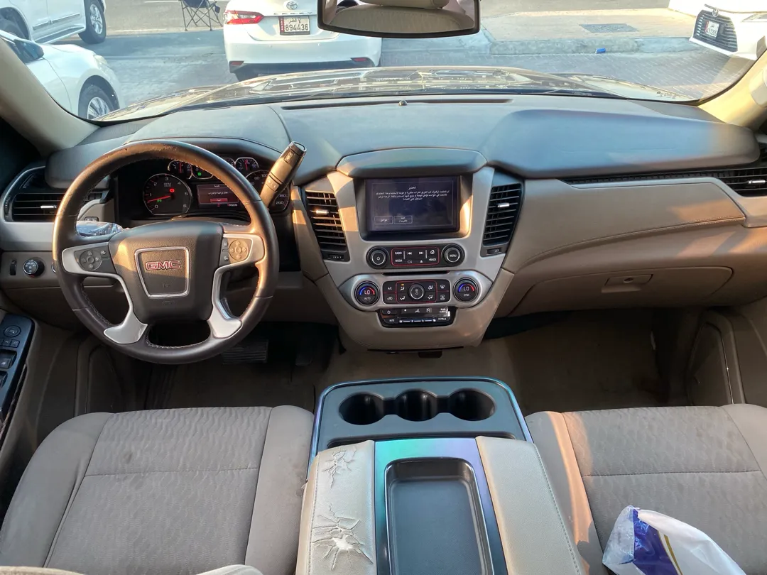GMC Yukon SLE 2016 — photo 14 for sale in Qatar