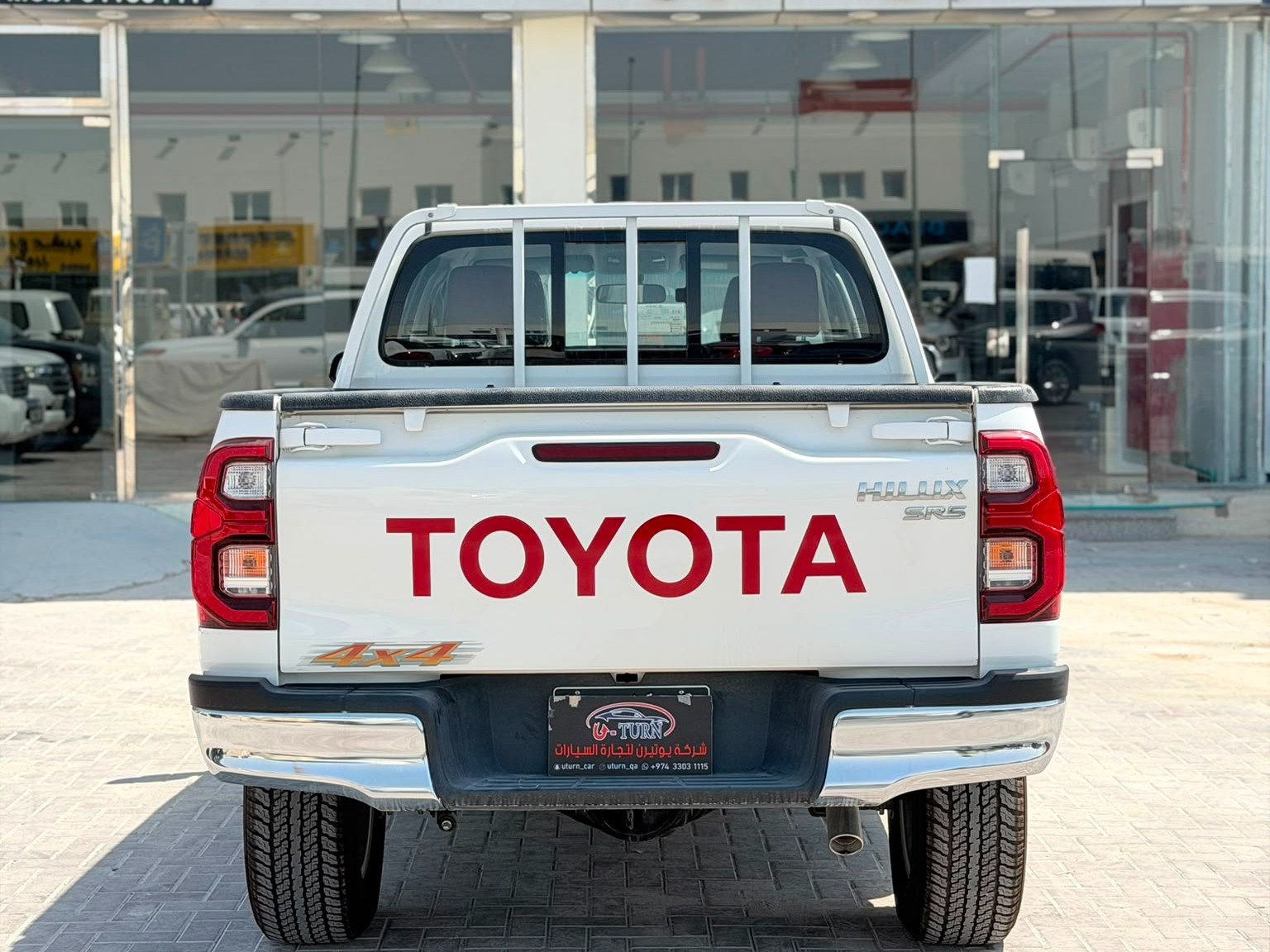 Toyota Hilux 4X4 2025 - Image 2