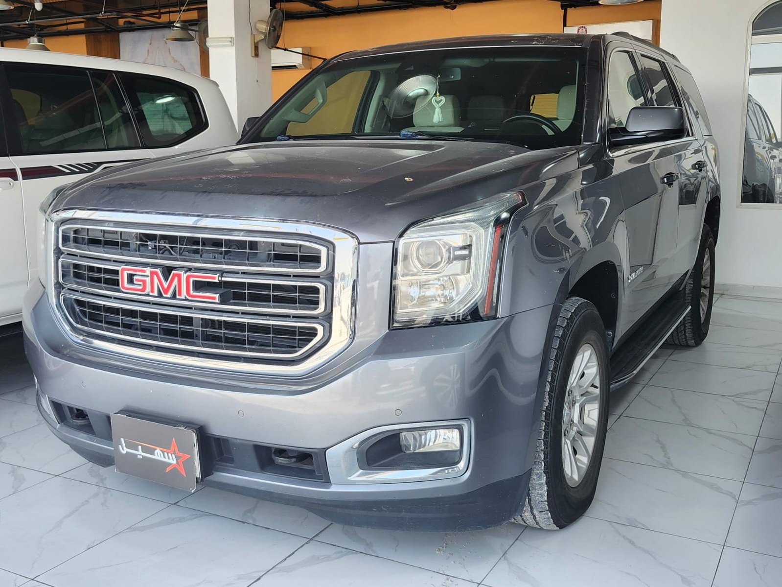 GMC Yukon 2018 - Image 4