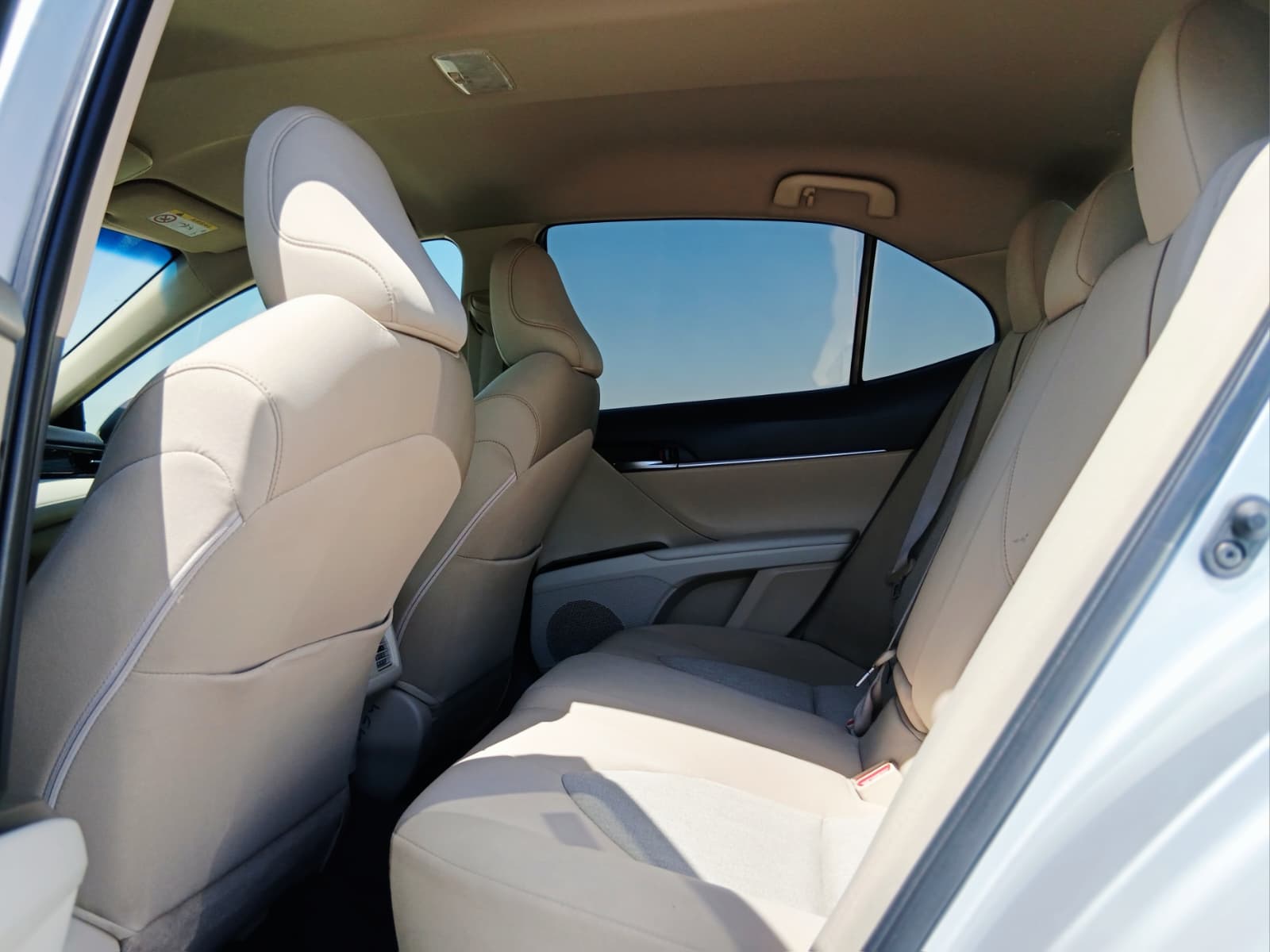 Toyota Camry GLE 2020 - Image 4