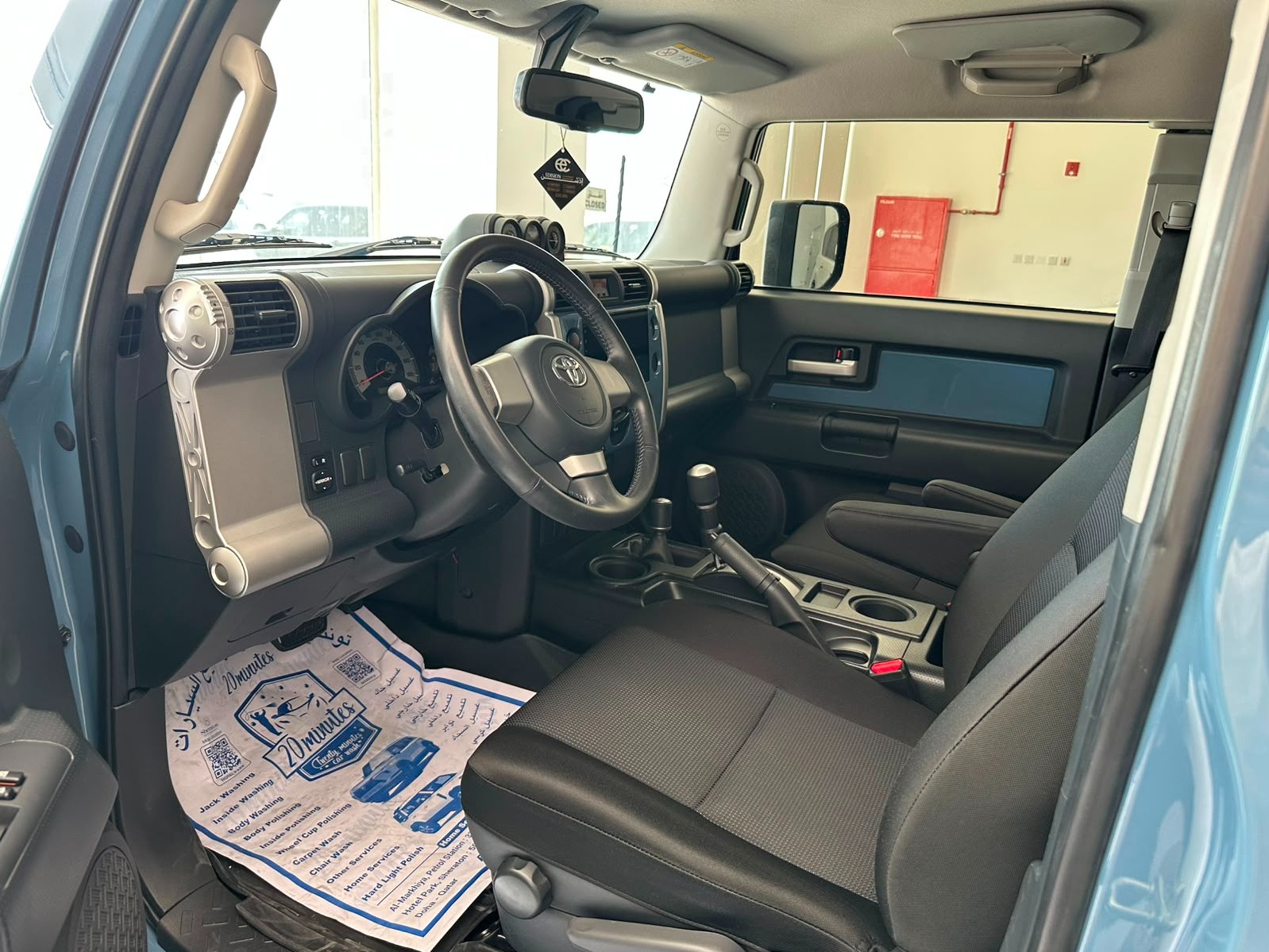 Toyota FJ Cruiser 2020 - Image 2