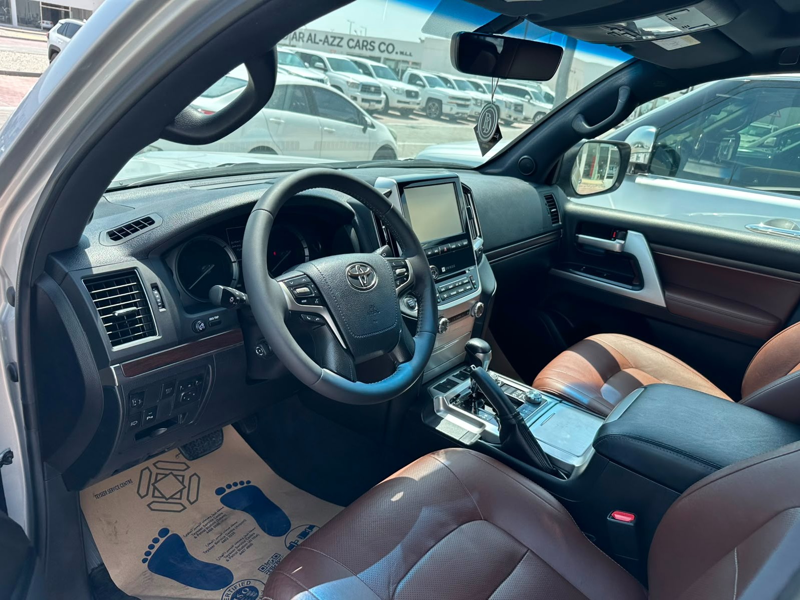 Toyota Land Cruiser VX.R 2017 - Image 2