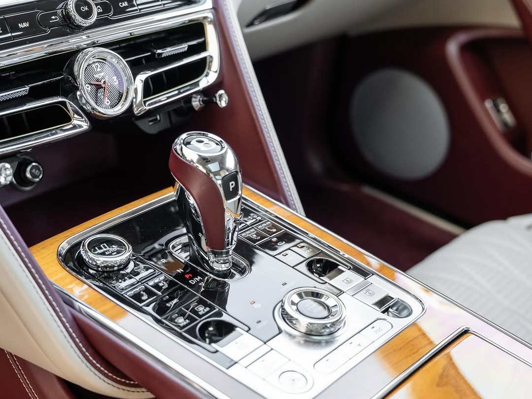 Bentley Flying Spur 2020 — photo 11 for sale in Qatar