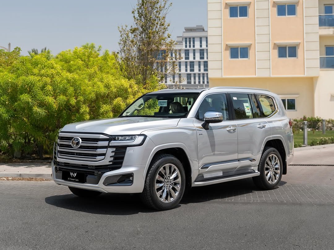 Toyota Land Cruiser VXR Twin Turbo 2025