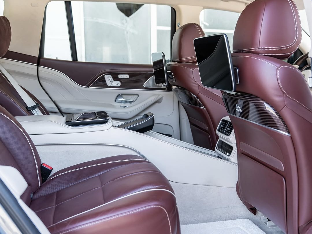 Mercedes-Benz GLS 600 Maybach 2022 - Image 4