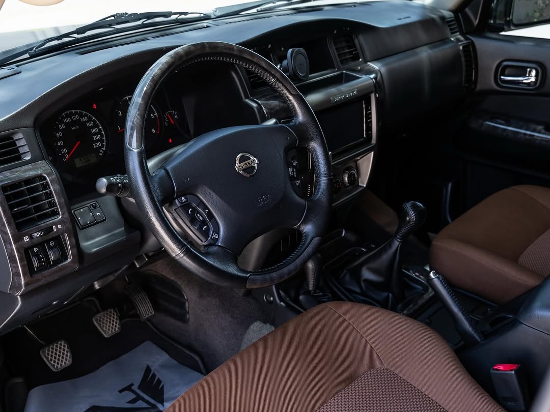 Nissan Patrol Super Safari 2023 - Image 2