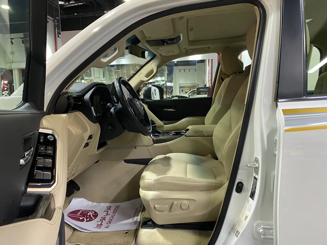 Toyota Land Cruiser VX Twin Turbo 2022 — photo 10 for sale in Qatar