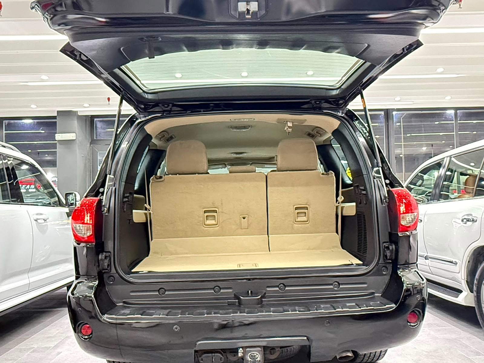 Toyota Sequoia 2015 - Image 3