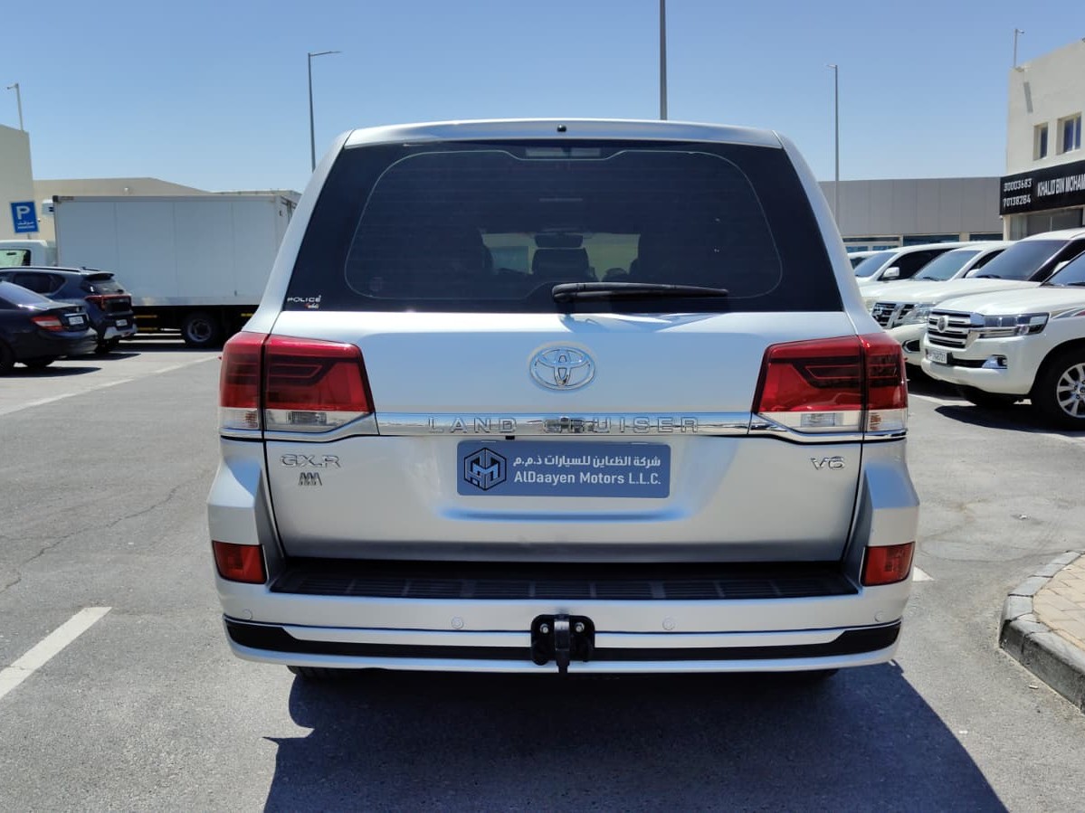 Toyota Land Cruiser GX.R 2018 - Image 4